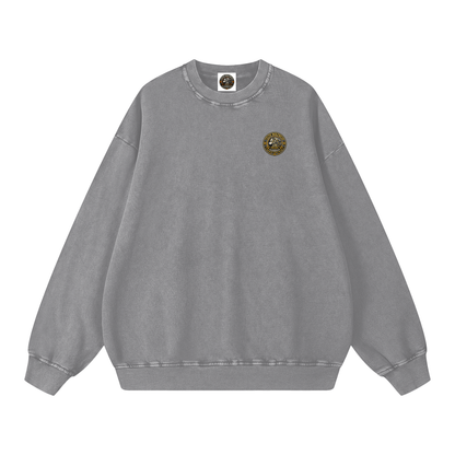 Oversized gray sweatshirt, crew neck, small chest patch logo